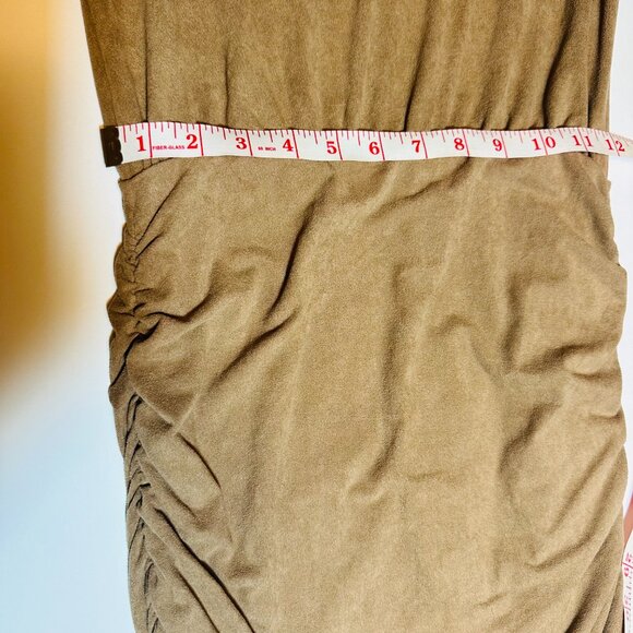 HOLLYWORLD - Picture 8 of 14